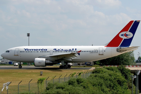 70-ADJ, l'Airbus A310 impliqué ici à l'aéroport de Paris-Charles-de-Gaulle en juillet 2005, quatre ans avant l'accident