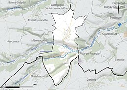 Carte en couleur présentant le réseau hydrographique de la commune