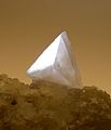 Bipyramidal calcite