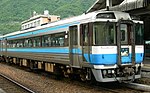 キハ185系剣山色「剣山」 （2010年5月26日 阿波池田駅）