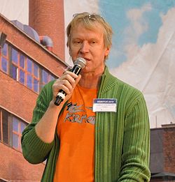 Tapani Kiminkinen Tampereen kirjamessuilla 2010.