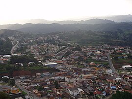 Vista parcial a partir do Morro do Ouro