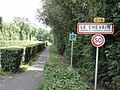 Entrée du Chevain, avec piste cyclable