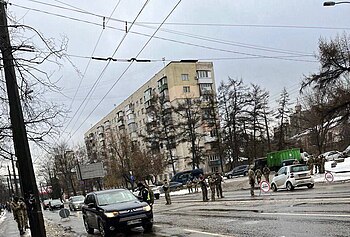 Photo taken in December 2023 by an eye witness. Military recruiters stopping cars in Kyiv as another means of mobilization.