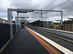 Modern train platforms