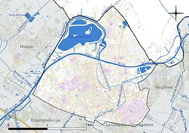 Carte en couleur présentant le réseau hydrographique de la commune