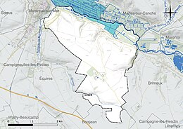 Carte en couleur présentant le réseau hydrographique de la commune