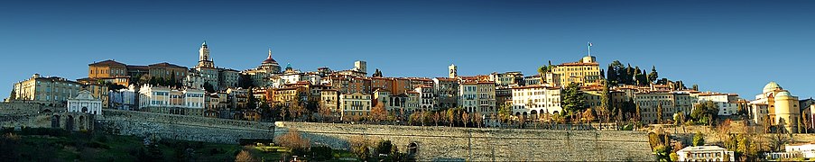 The skyline of the Upper City of Bergamo. The Liceo Classico Paolo Sarpi palace is on the left of the picture.