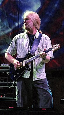 Herring performing with The Dead at the Virginia Beach Amphitheater on June 17, 2003