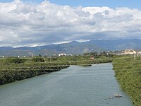 Río Portugués (L) feeds into Río Bucaná (R), just north of PR-52 in Barrio Bucaná