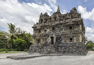 Sari temple