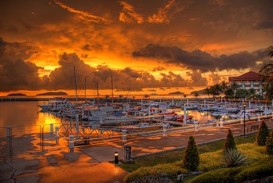 Sutera Harbor in Kota Kinabalu on Scappare