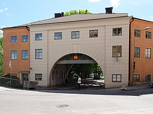 Portalbyggnaden från Reimersholmsgatan.