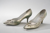A pair of 20th-century court shoes for women.