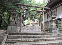 鳥居　皇大神社と同じく黒木造りの鳥居。類似した鳥居に野宮神社の鳥居がある。