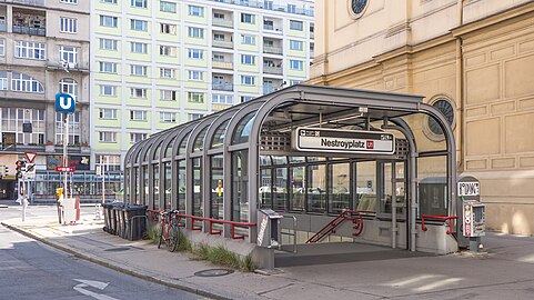 Entrance to Nestroyplatz