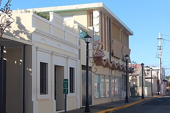 Heading north in Santa Isabel barrio-pueblo