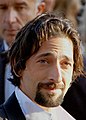 Adrien Brody interpreta al cabo Geoffrey Fife.