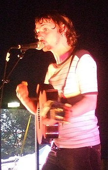 Kid Harpoon at the Glastonbury Festival in 2007