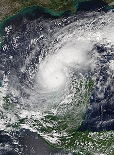 Milton nahe seiner höchsten Intensität nördlich der Halbinsel Yucatán am 7. Oktober