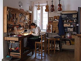 Tradicionalna izrada violina u Cremoni