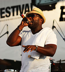 Black Thought performing in 2011