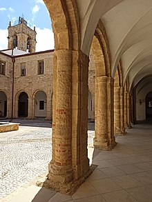 Chiostro dei carmelitani