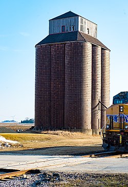 Historic Elva Elevator