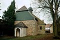 Kirche mit Gutsherrenkapelle mit Ausstattung