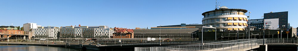 Området mellan Barnhusbron och Kungsbron. I förgrunden syns uppfarten till Kungsbron och Klarastrandsleden. Till höger ligger Runda huset och i bakgrunden den nya bebyggelsen mellan järnvägen och Norra Bantorget.