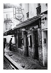 Vieille taverne dans le quartier de Montmartre.