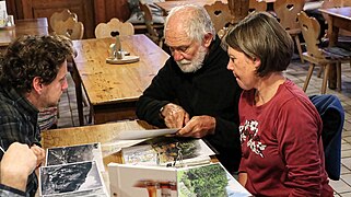 Geschichtsunterricht in der Hütte