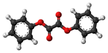 Ball-and-stick model of the diphenyl oxalate molecule{{{画像alt1}}}