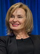 Jessica Lange interprète Dusty.