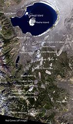 Image satellite commentée du lac Mono, des cratères de Mono-Inyo et de Mammoth Mountain.