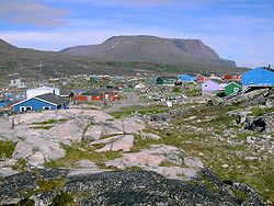 Overhead view of Qeqertarsuaq and its characteristic mountains