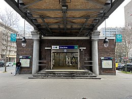 Accès unique de la station.