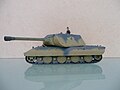 Модель E 100, 1:72.