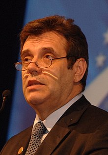 Vojislav Koštunica speaking at the EPP Congress in Rome in 2006