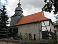 Kirche mit Ausstattung, Kirchhof und Einfriedung