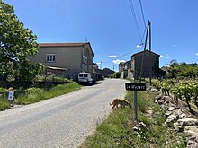 Panneau d'entrée du lieu dit "Le Mazert" à Payzac, en Ardèche.