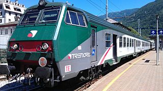 Voiture-pilote en livrée Trenord.