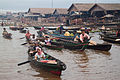 Suasana di Pasar Terapung Muara Kuin.