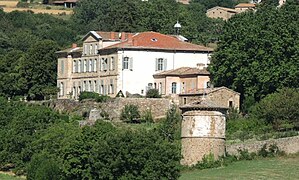 Le château de la Rivoire, reconstruit au XVIIIe siècle.