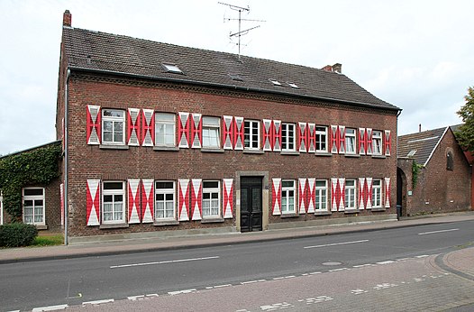 Old post office, Neusser Landstraße 31