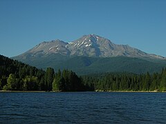 California: monte Shasta (desde el lago Siskiyou)