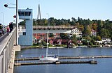 The current Nockeby Bridge swing bridge, midsection opening in 2011.