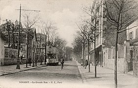 Nogent - la Grande Rue.