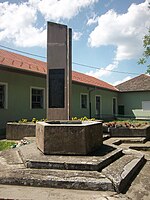 Monument to fallen fighters