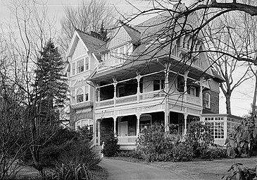 Houston-Sauveur House (1885), Chestnut Hill, Philadelphia, Pennsylvania. The Hewitts designed more than 100 houses in Chestnut Hill.
